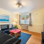 Apartamento 1a *