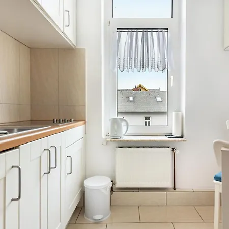 Apartament 1a *